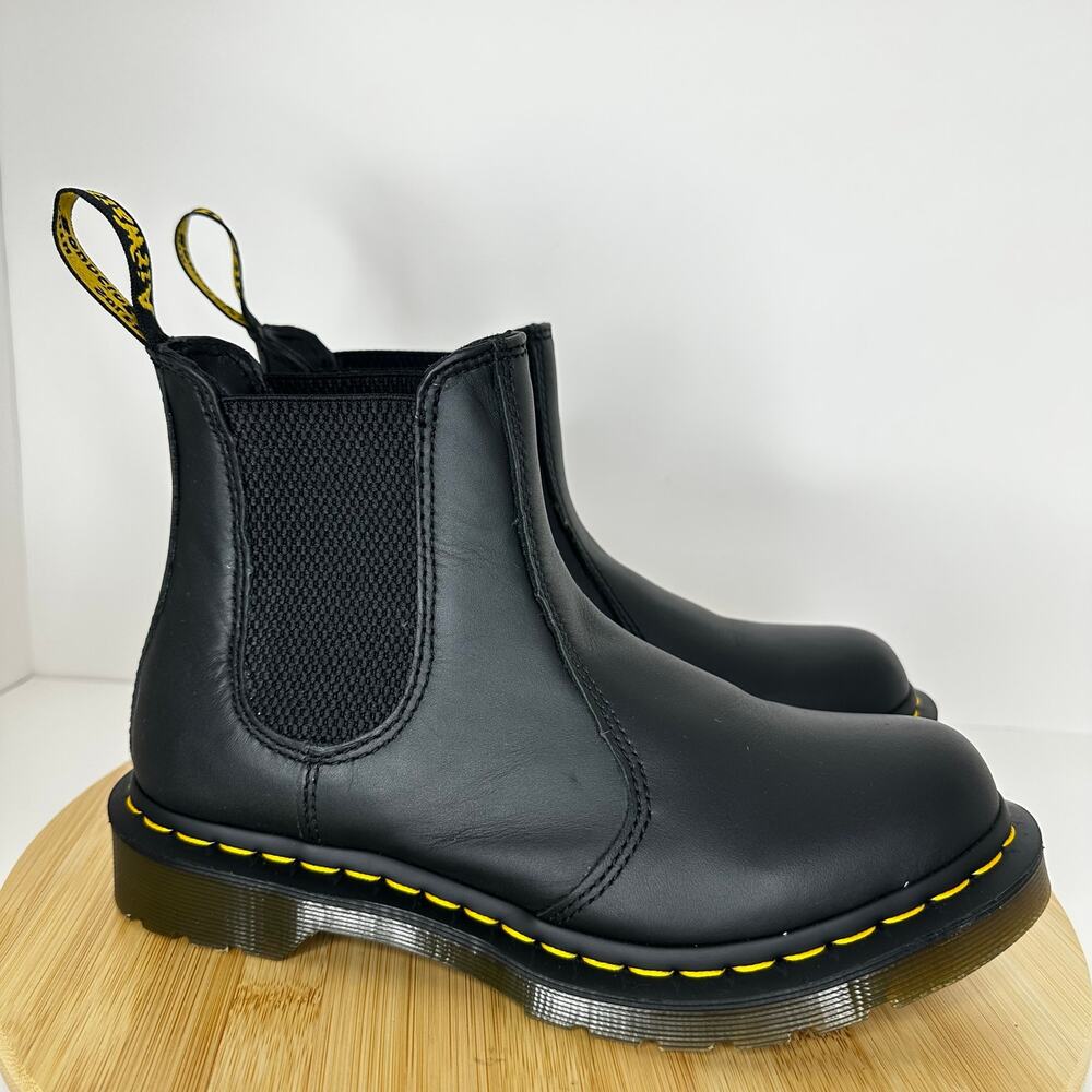 Dr. Martens Originals 2976 Smooth Black Leather Chelsea Boots Womens Size 7
